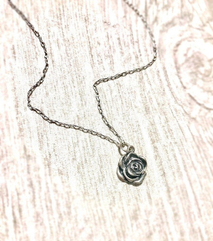 sterling silver rose pendant necklace